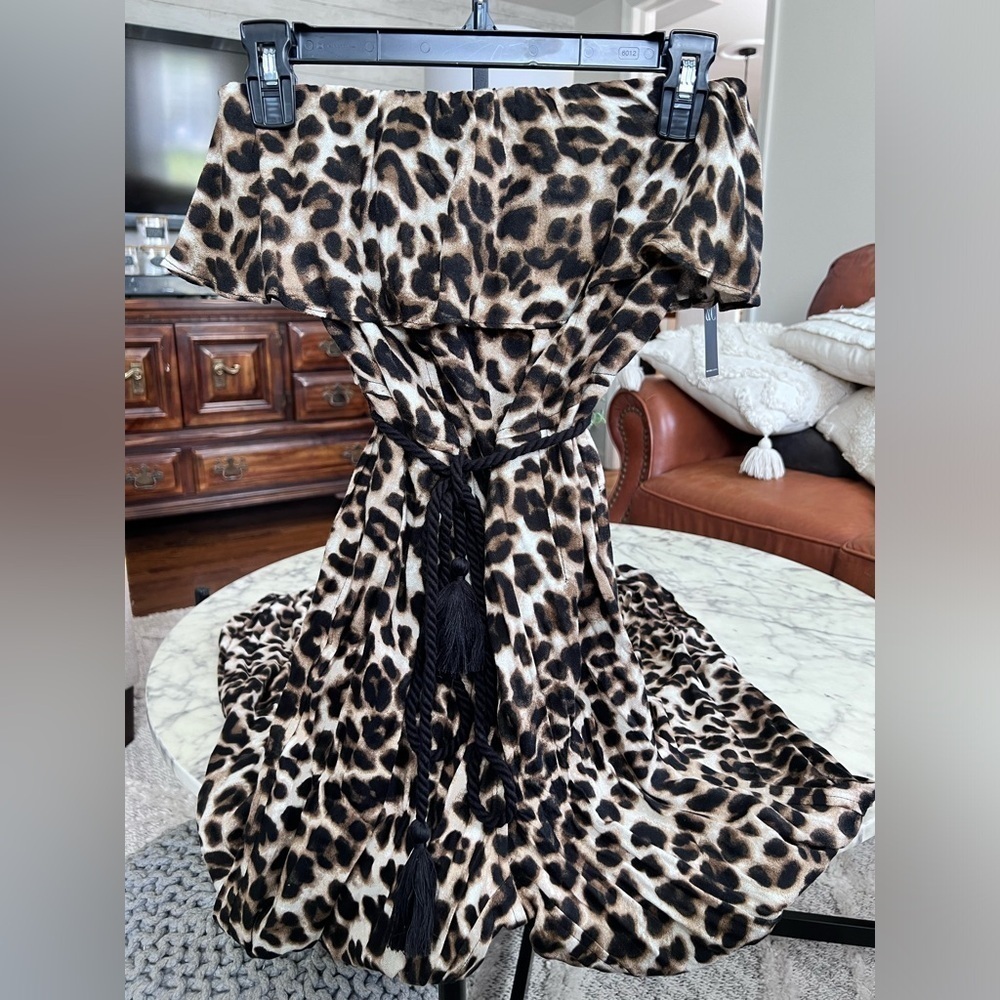 New York & Company Tube Top Strapless Jumpsuit Tie Waist Cheetah Print Pants XS
